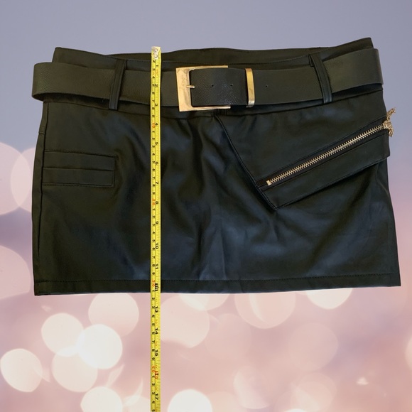 Micro Mini - Picture 4 of 5